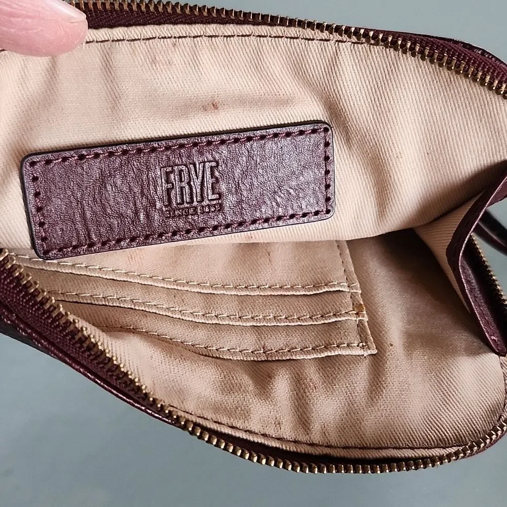 Frye Leather Western Wristlet/Wallet Festival Coastal Cowgirl